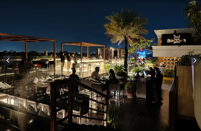 Tuli Rooftop 180°