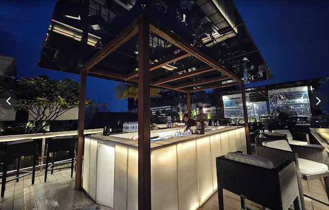 Tuli Rooftop 180°